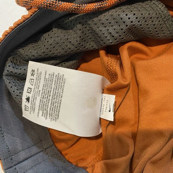 NIKE Texas Longhorns Football On Field Shorts Mens XL Grey Orange Basketball - Picture 9 of 11